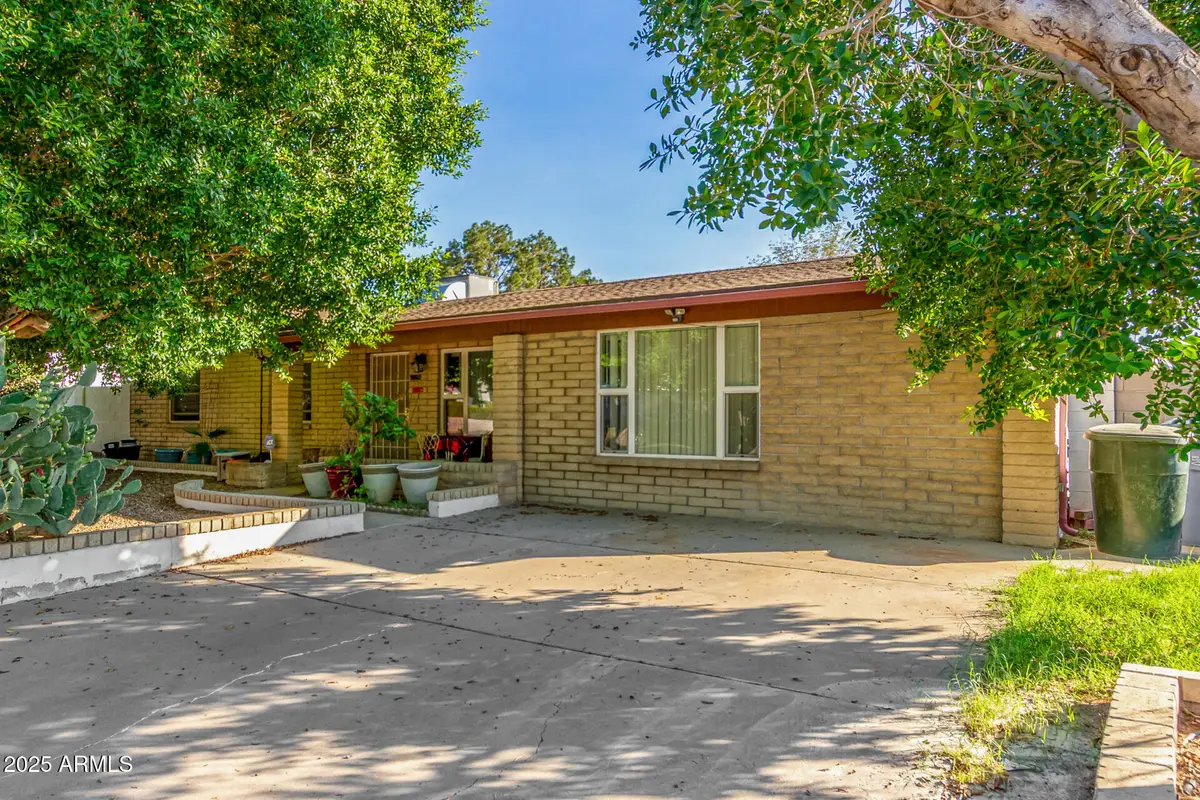 3809 W Rue De Lamour Avenue, Phoenix, AZ 85029 - Image #1