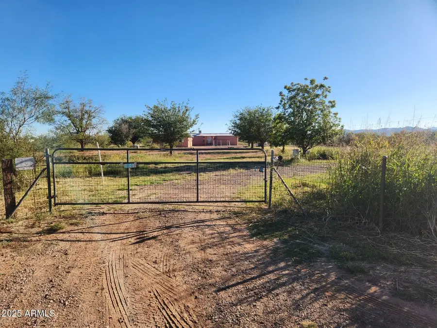 4901 W Churella Trail, Double Adobe, AZ 85617 - Image #2