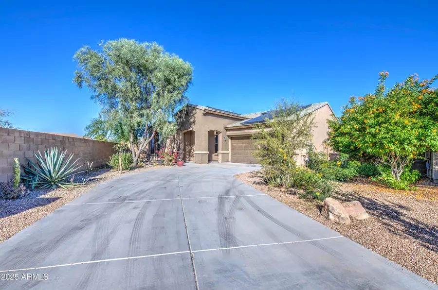 1573 S 237th Avenue, Buckeye, AZ 85326 - Image #2