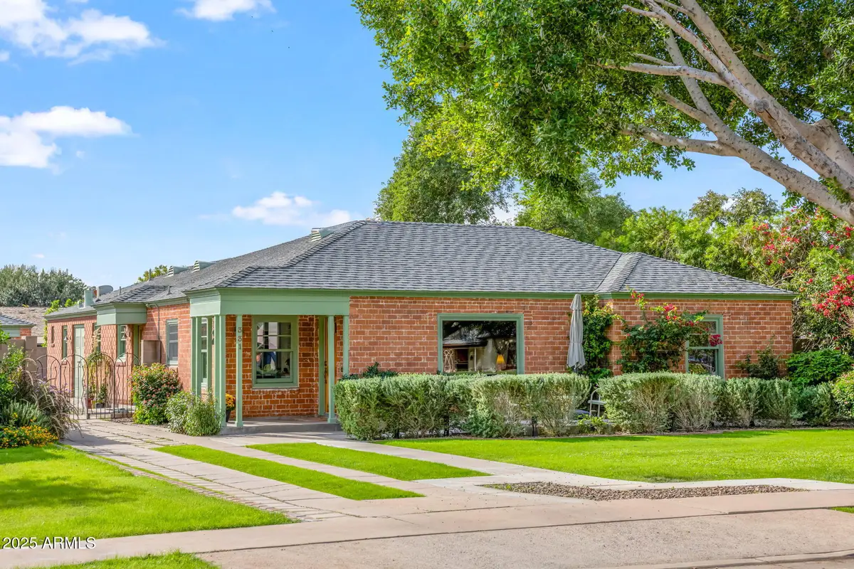 331 W Cambridge Avenue, Phoenix, AZ 85003 - #1