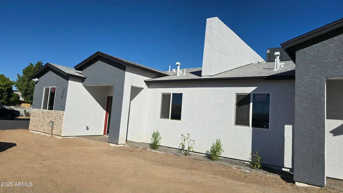 732 E Carol Avenue, Phoenix, AZ 85020 - Image #1