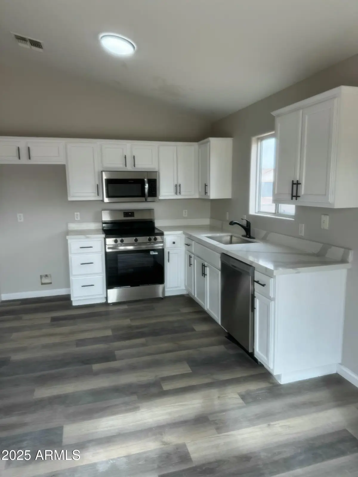 12625 W Cabrillo Drive, Arizona City, AZ 85123 - Image #1