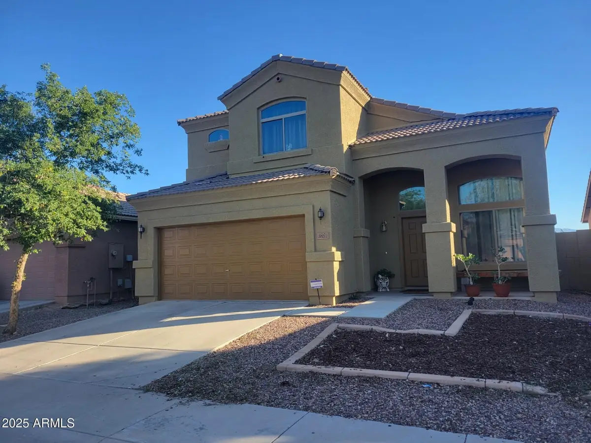 10211 W Hilton Avenue, Phoenix, AZ 85353 - Image #1