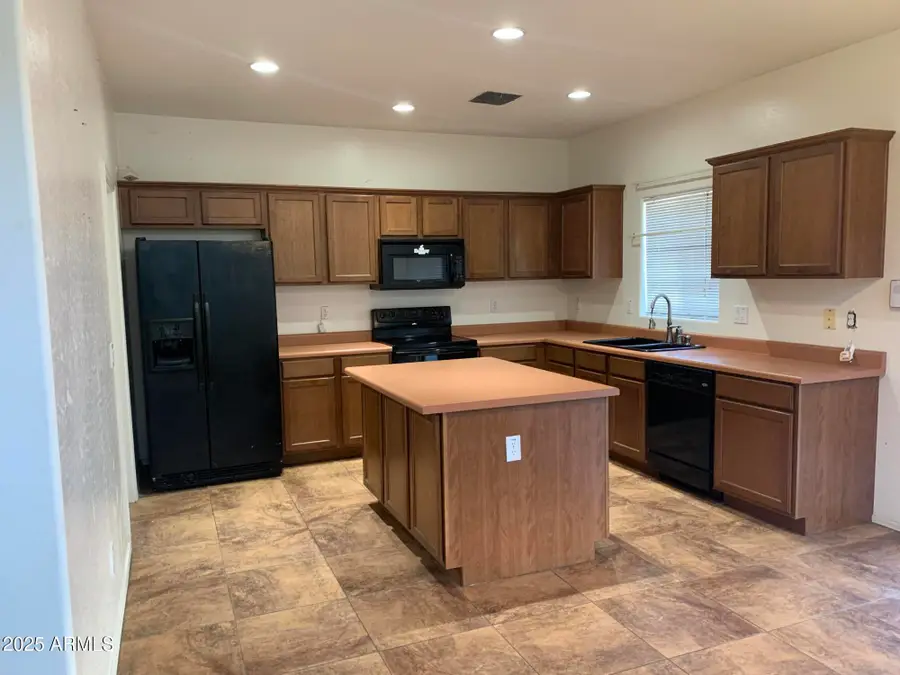 25270 W Pleasant Lane, Buckeye, AZ 85326 - Image #3