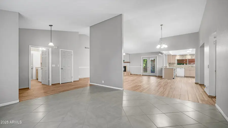 7608 W Dahlia Drive, Peoria, AZ 85381 - Image #3