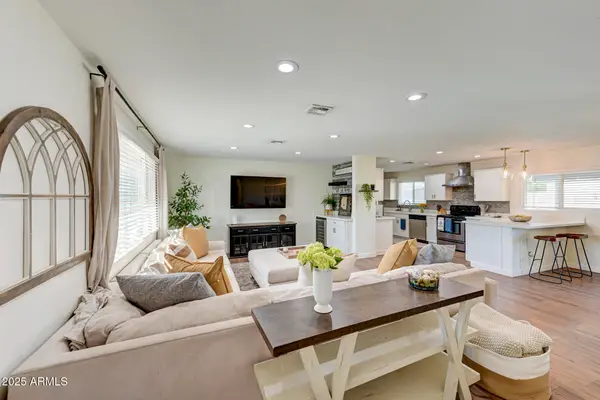 6918 E Palm Lane E, Scottsdale, AZ 85257