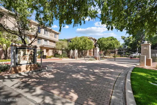 2989 N 44th Street #2039, Phoenix, AZ 85018