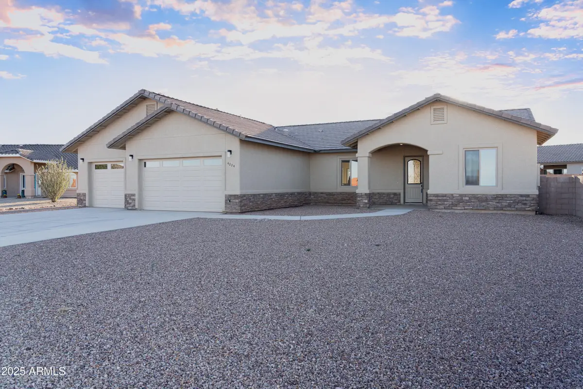 4224 S Crape Myrtle Court, Sierra Vista Southeast, AZ 85650 - Image #1