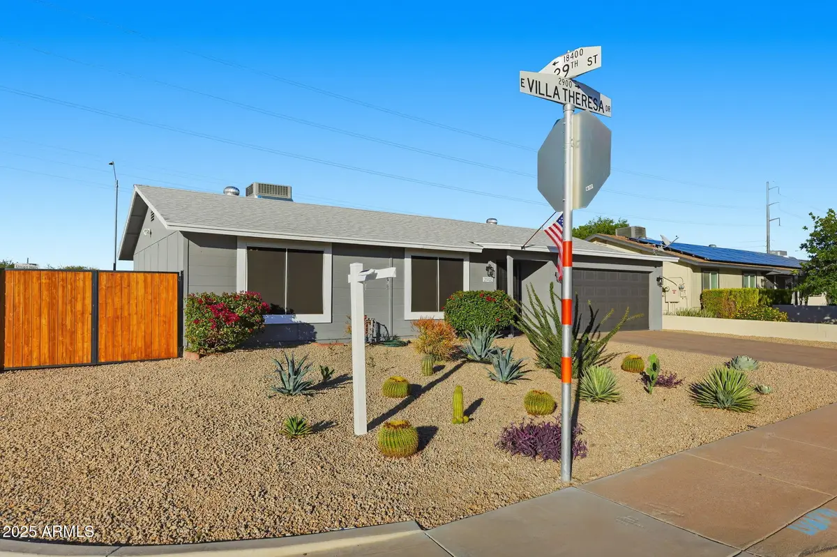 2902 E Villa Theresa Drive, Phoenix, AZ 85032 - Image #1