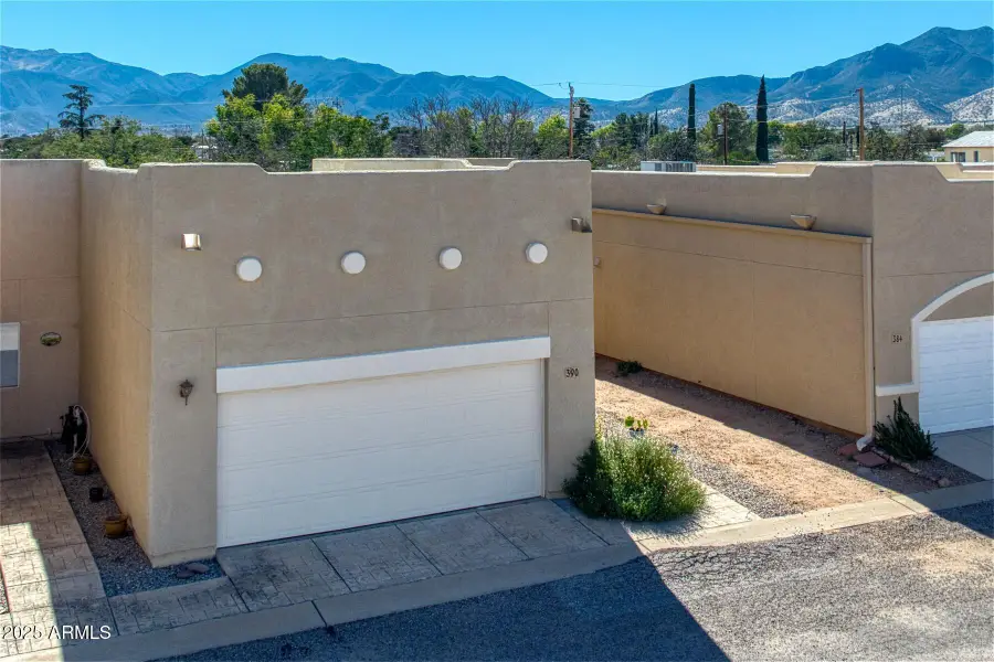 390 Robin Court, Sierra Vista, AZ 85635 - Image #2