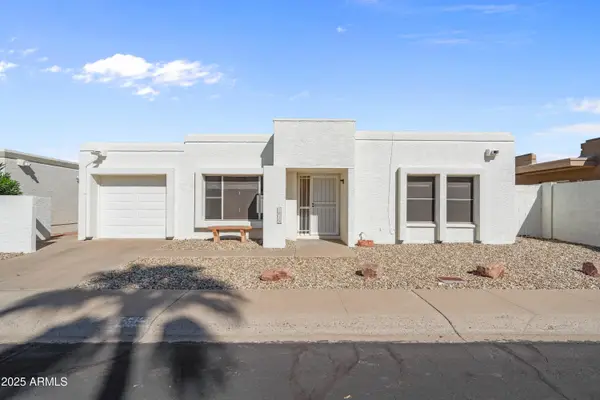 1018 E Michelle Drive, Phoenix, AZ 85022