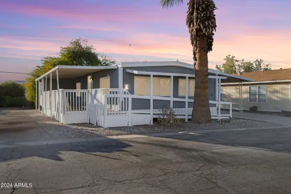 201 S Greenfield Road #18, Mesa, AZ 85206