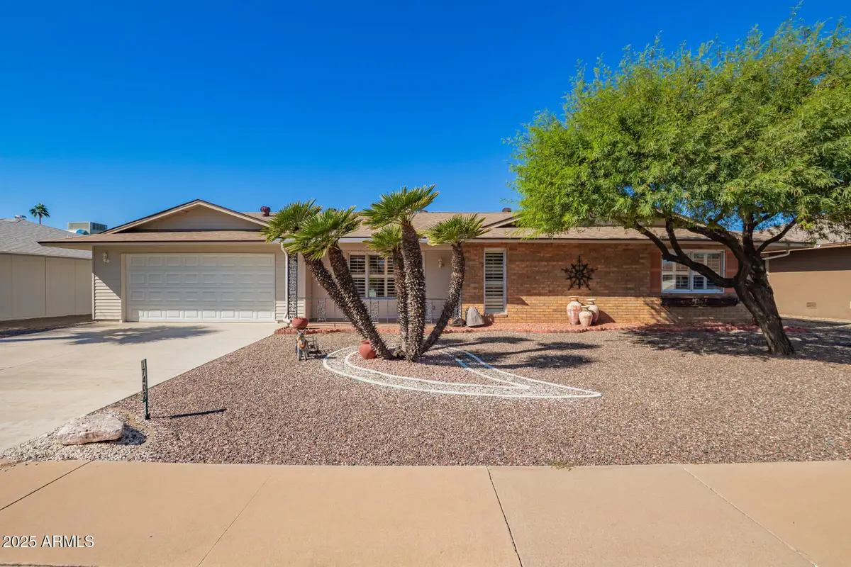 17402 N Lindgren Avenue, Sun City, AZ 85373 - Image #1