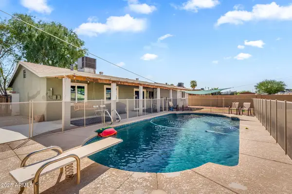 4902 W Sheridan Street, Phoenix, AZ 85035