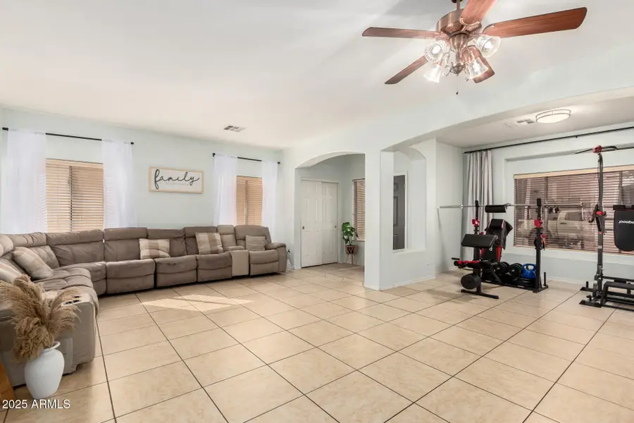 1909 S 80th Avenue, Phoenix, AZ 85043 - Image #2