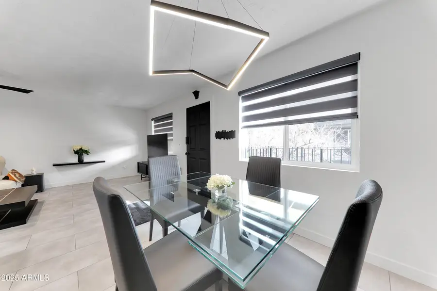 2228 E Campbell Avenue #205, Phoenix, AZ 85016 - #3