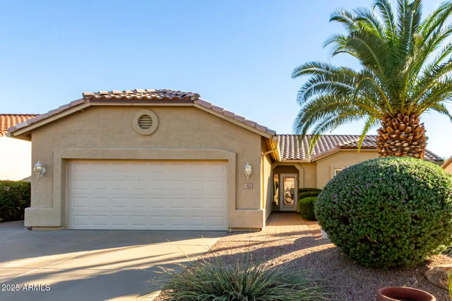 1423 E Peach Tree Drive, Chandler, AZ 85249 - Image #3