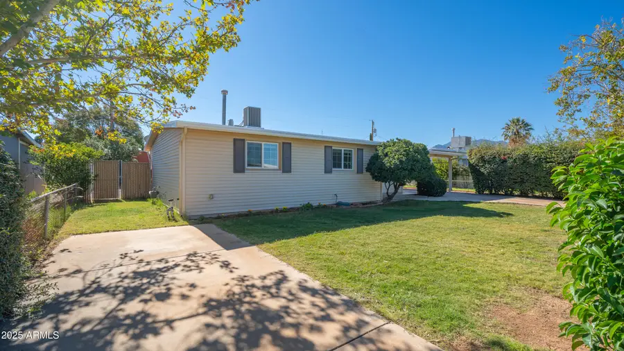 332 S Steffen Street, Sierra Vista, AZ 85635 - Image #2