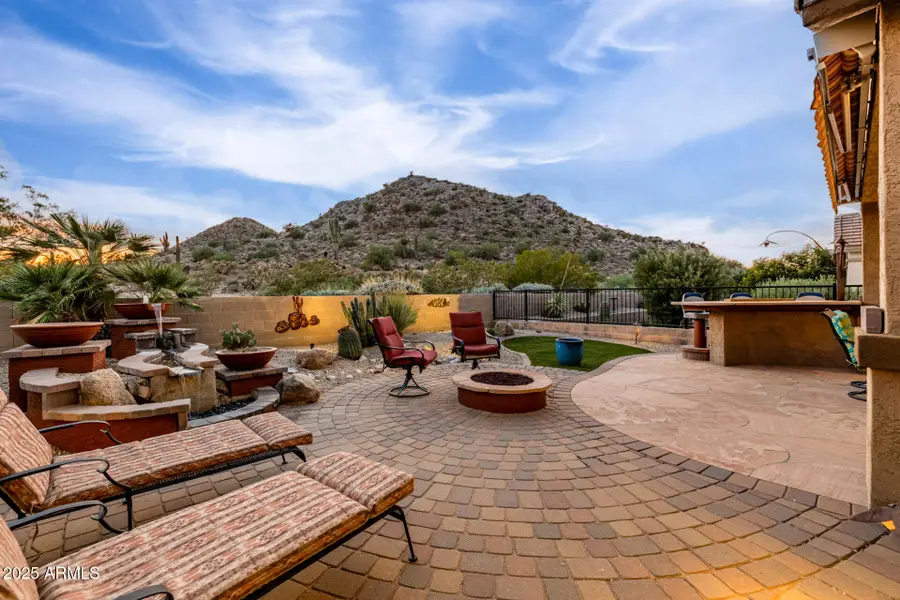 361 W Twin Peaks Parkway, San Tan Valley, AZ 85143 - Image #2