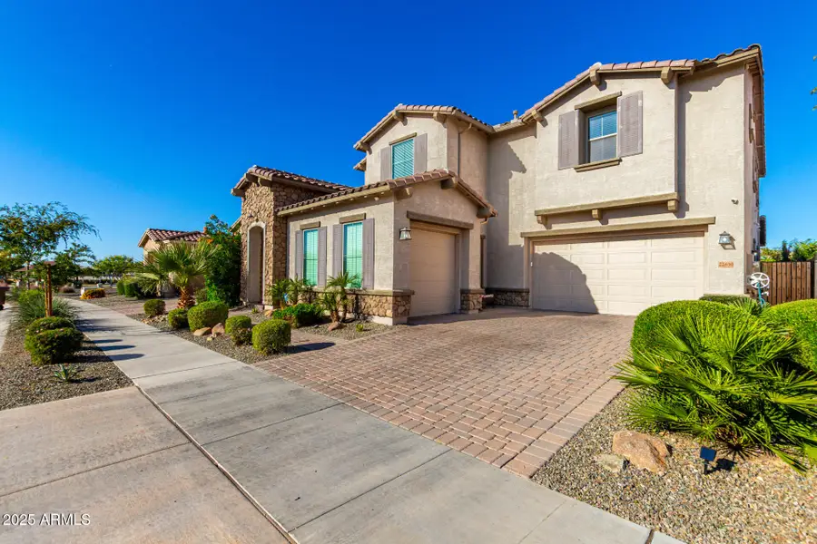 22630 E Lawndale Place, Queen Creek, AZ 85142 - Image #3