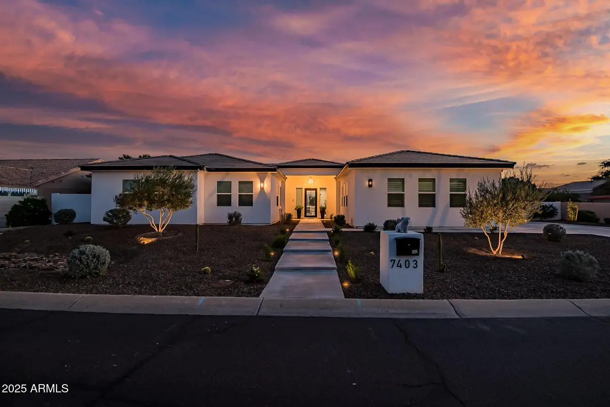 7403 W Port Au Prince Lane, Peoria, AZ 85381 - Image #1