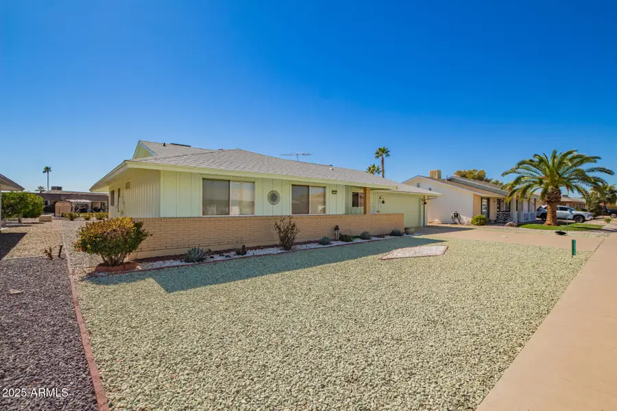 10319 W Twin Oaks Drive, Sun City, AZ 85351 - Image #2