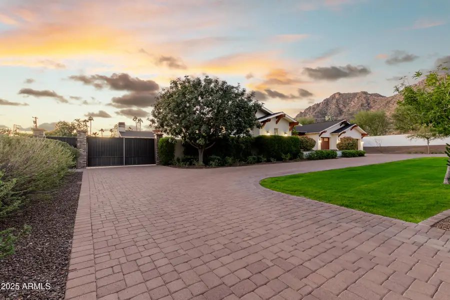 4442 N 59th Place, Phoenix, AZ 85018 - Image #2