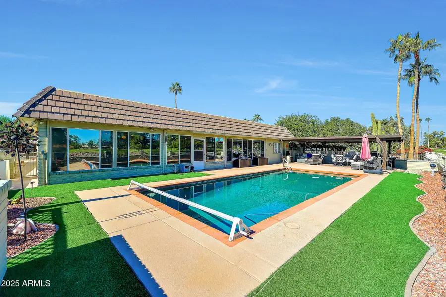 17427 N Lindgren Avenue, Sun City, AZ 85373 - Image #2