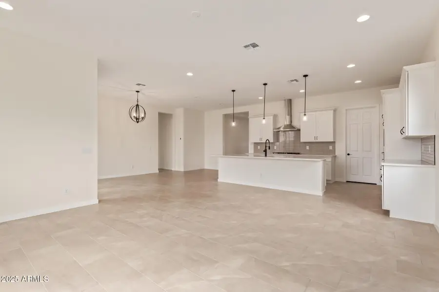 11937 W Marguerite Avenue, Avondale, AZ 85323 - Image #3