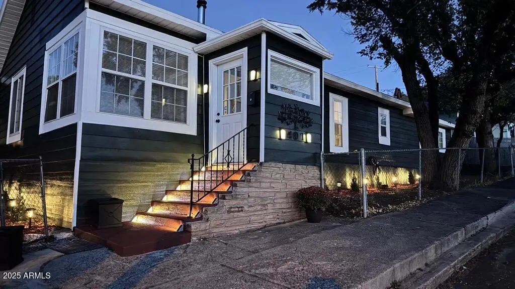 401 S 1st Street, Williams, AZ 86046 - Image #1