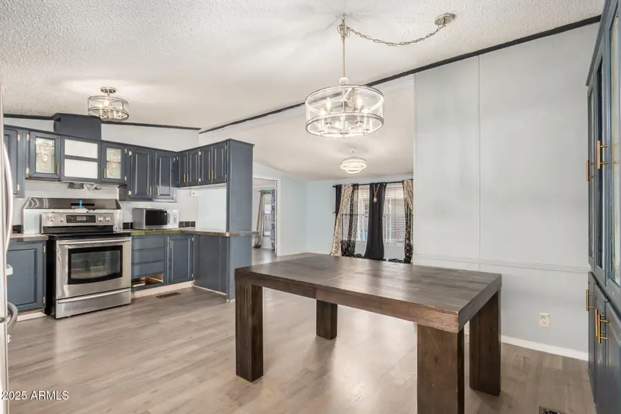 1110 W Kachina Trail, Phoenix, AZ 85041 - Image #2