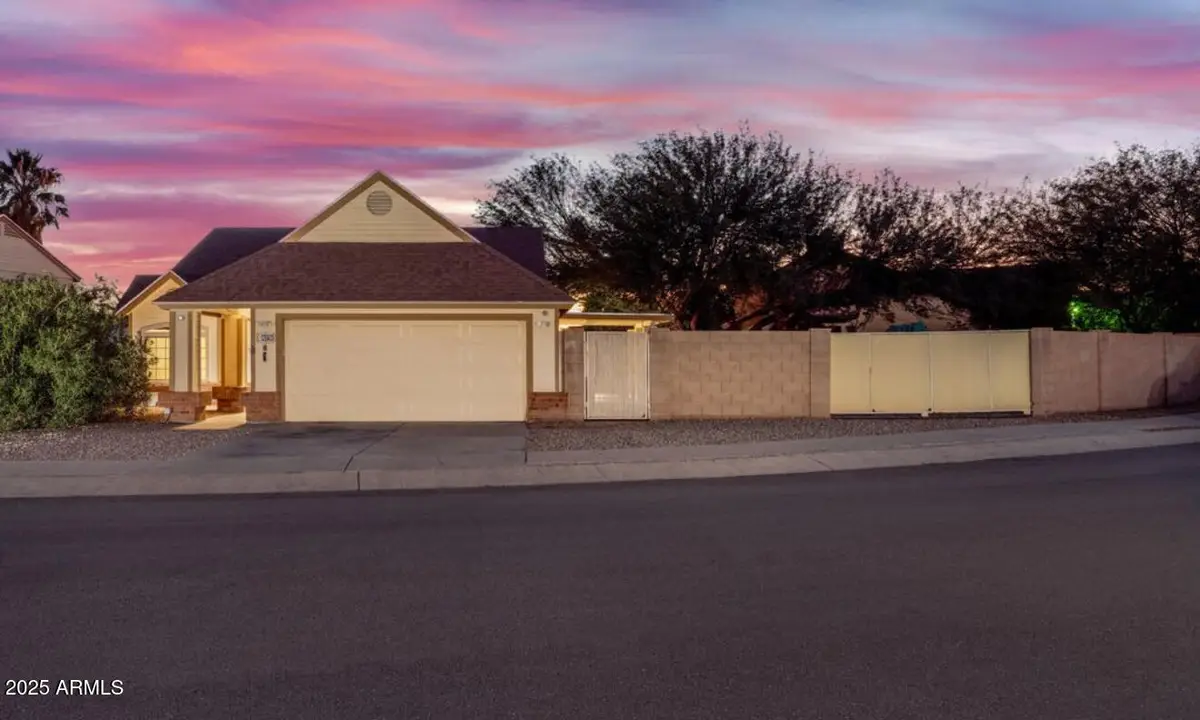 4279 W Rockwood Drive, Casas Adobes, AZ 85741 - Image #1