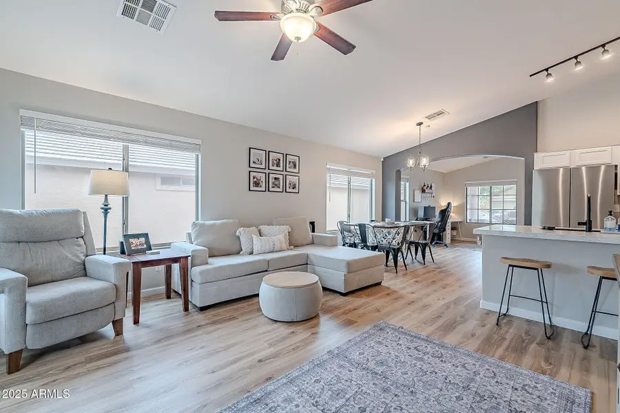 2574 W Sawtooth Way, San Tan Valley, AZ 85144 - Image #3