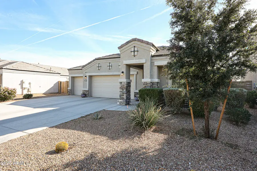 30659 W Amelia Avenue, Buckeye, AZ 85396 - Image #2