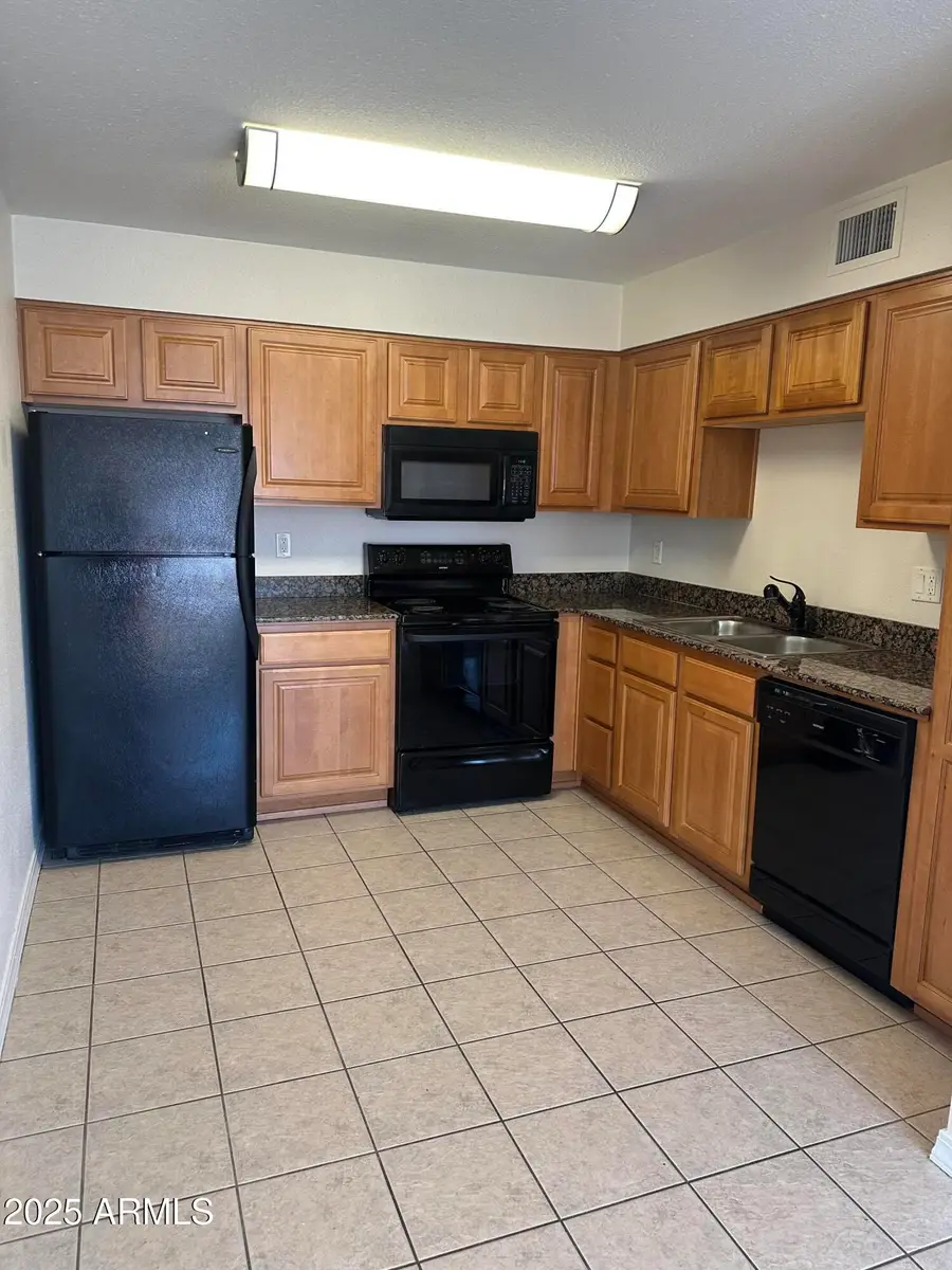 330 S Beck Avenue #211, Tempe, AZ 85281 - Image #2