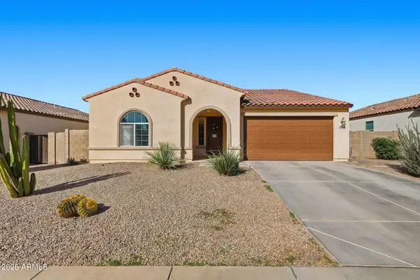 1592 E Luna Blanca Way, San Tan Valley, AZ 85140