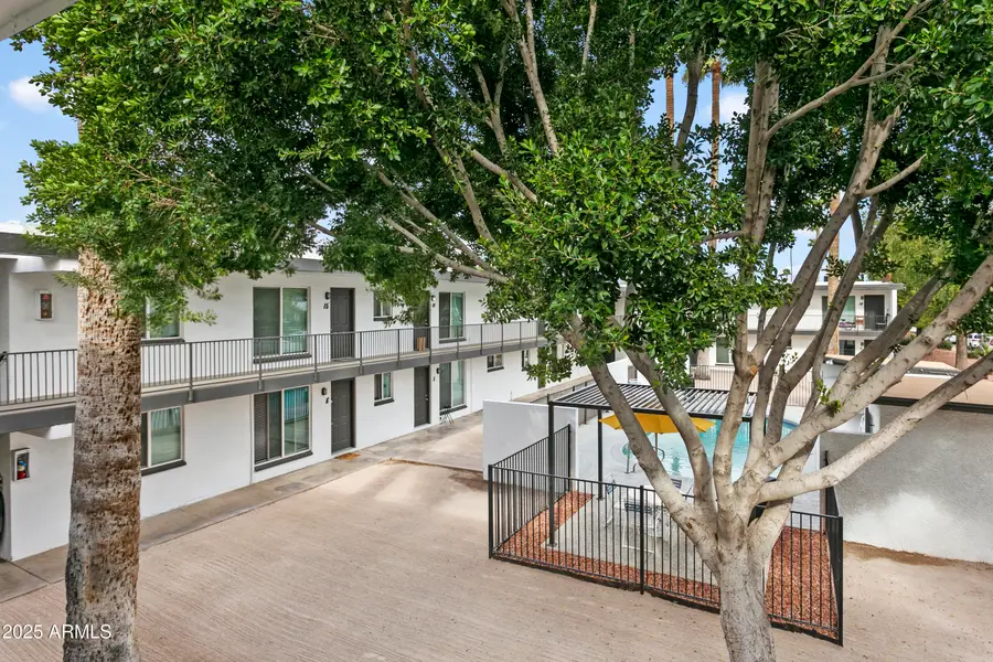 2014 W Berridge Lane, Phoenix, AZ 85015 - Image #2