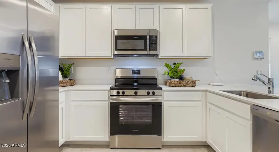 9630 W Piccadilly Road, Phoenix, AZ 85037 - Image #3