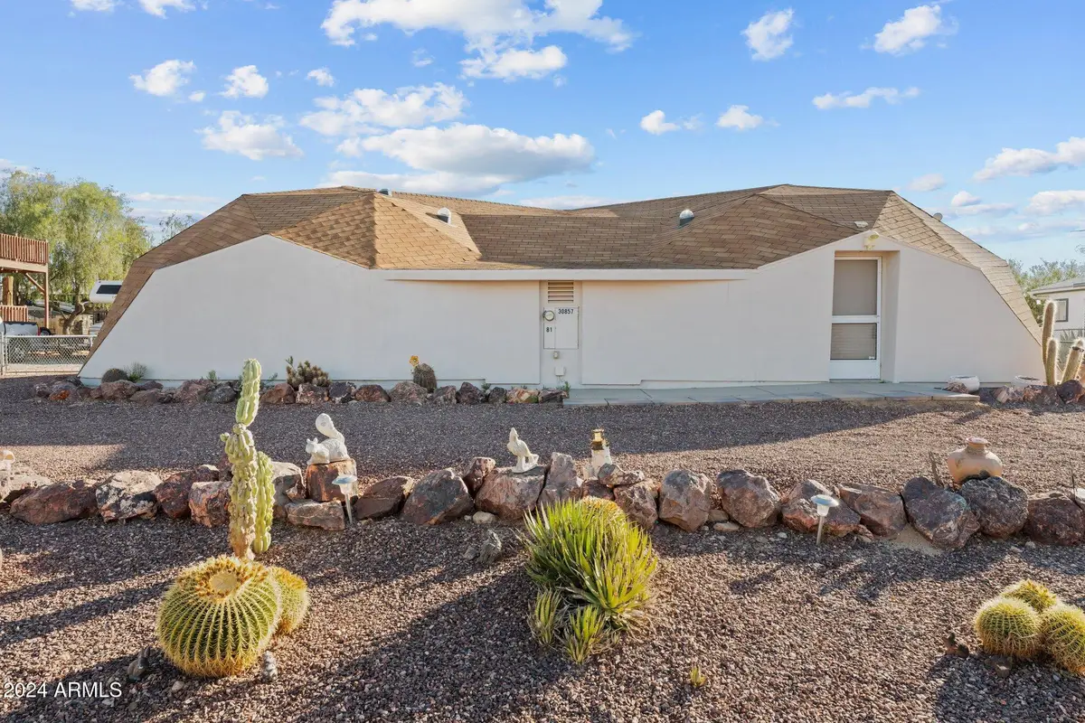 30857 S Wandering Way, Congress, AZ 85332 - Image #1