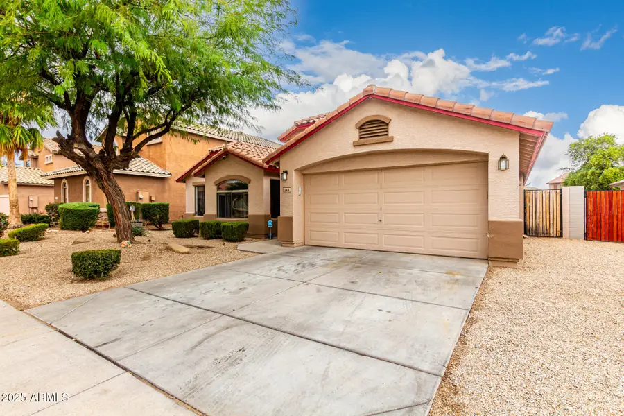 548 E Embassy Drive, San Tan Valley, AZ 85143 - Image #3