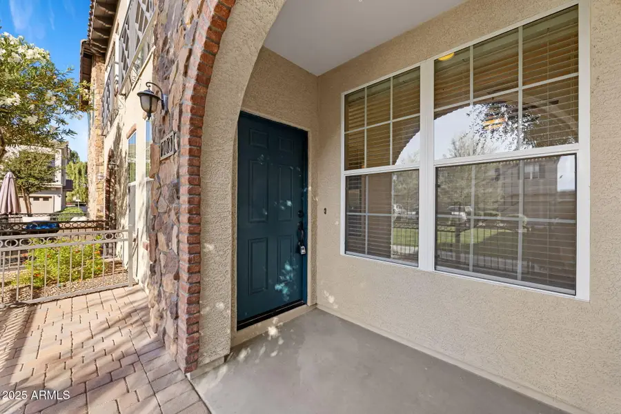 4707 E Thunderheart Trail #103, Gilbert, AZ 85297 - Image #2