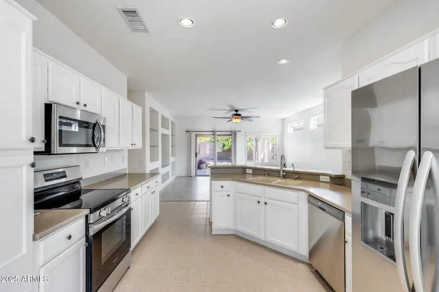 16178 W Montoya Drive, Surprise, AZ 85374 - Image #3