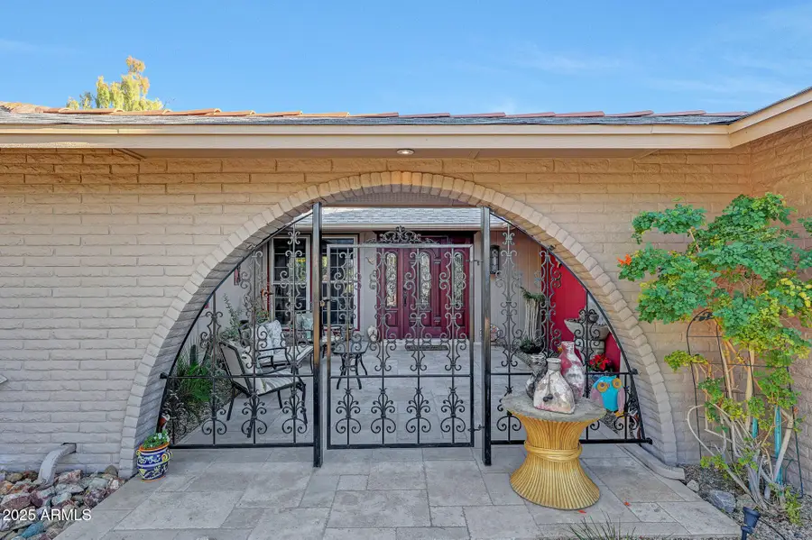 10113 W Willowcreek Circle, Sun City, AZ 85373 - Image #3