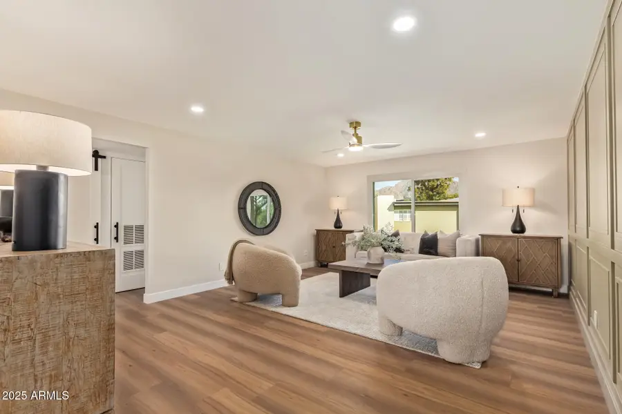 4201 E Camelback Road #14, Phoenix, AZ 85018 - Image #2