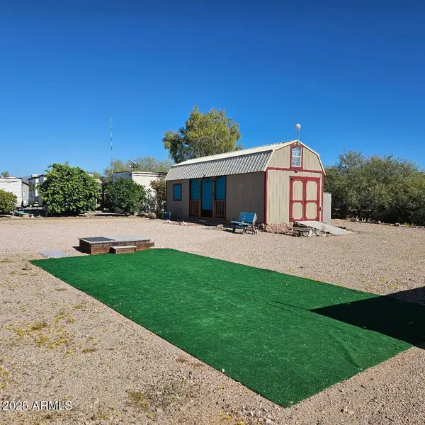 30605 S Meandering Lane #151, Congress, AZ 85332