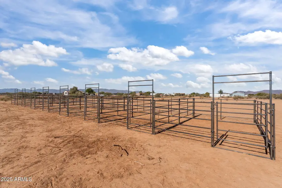50910 W Long Rifle Road, Aguila, AZ 85320 - Image #2