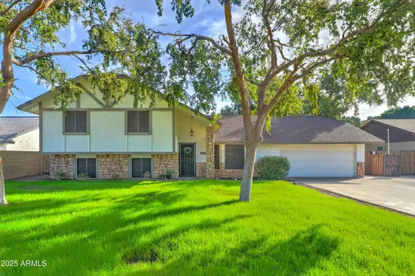 2057 N Ashbrook Circle, Mesa, AZ 85213