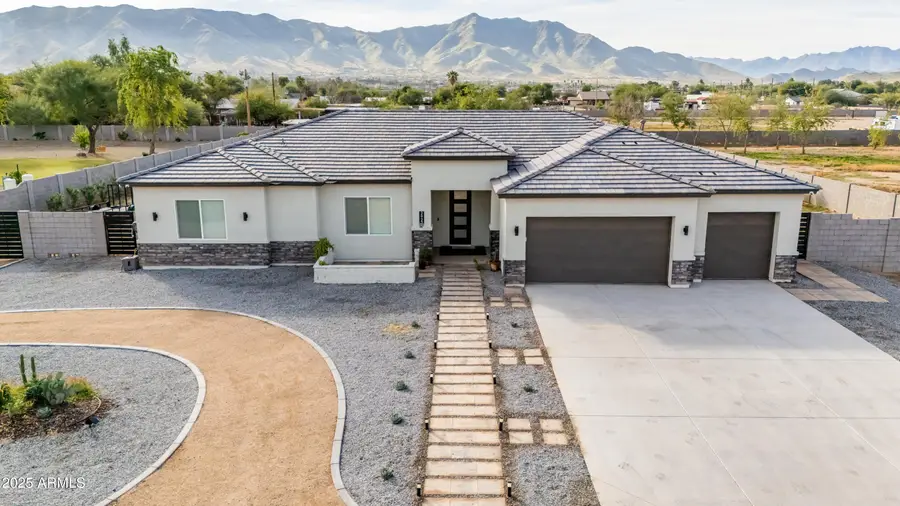 2927 W Latona Road, Laveen, AZ 85339 - Image #2