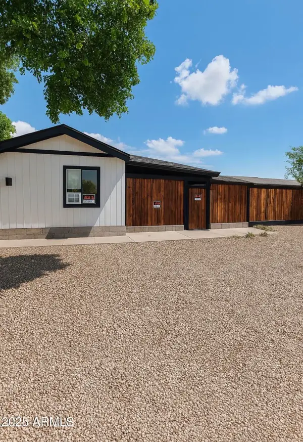 1419 N Vine Street, Chandler, AZ 85225