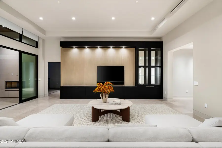 6587 N Palmeraie Boulevard #3010, Paradise Valley, AZ 85253 - Image #3